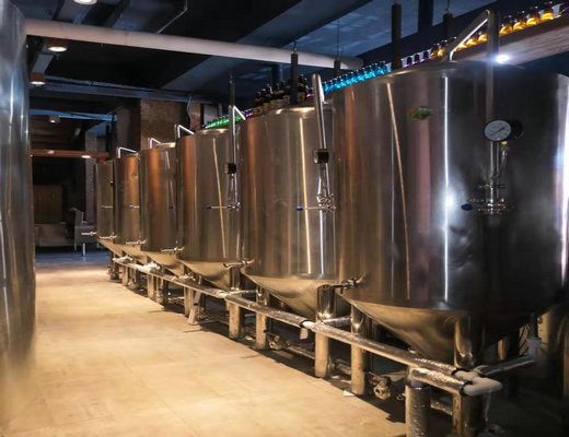 啤酒發(fā)酵罐 啤酒發(fā)酵罐