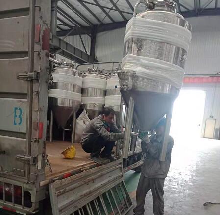 牛浦青川的精釀啤酒設(shè)備 牛浦青川的精釀啤酒設(shè)備